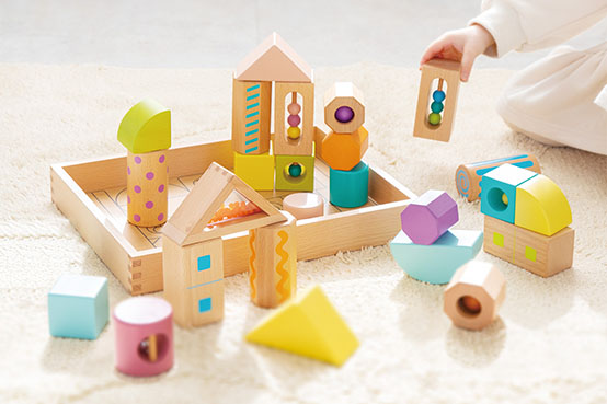 木の積み木おすすめ8選｜赤ちゃんから幼児まで長く自由に遊べる