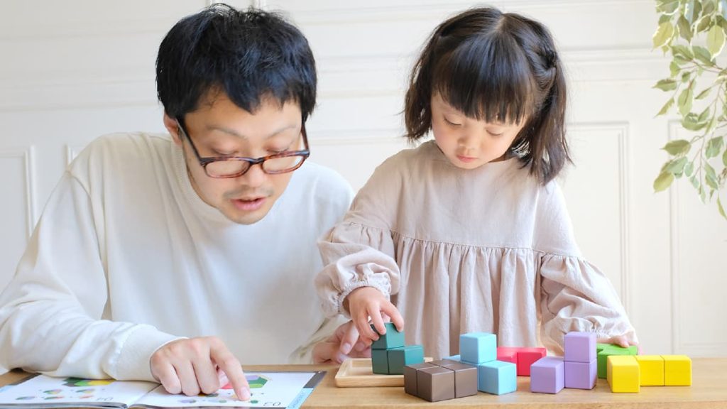 GENIの知育玩具・木のおもちゃ・知育パズル「賢人パズル」｜知の贈り物