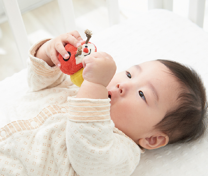 やさしい肌ざわりで赤ちゃんも安心な布おもちゃ
